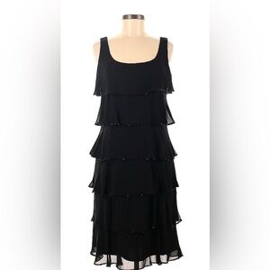 Patra Sleeveless Cocktail Dress: Size 12